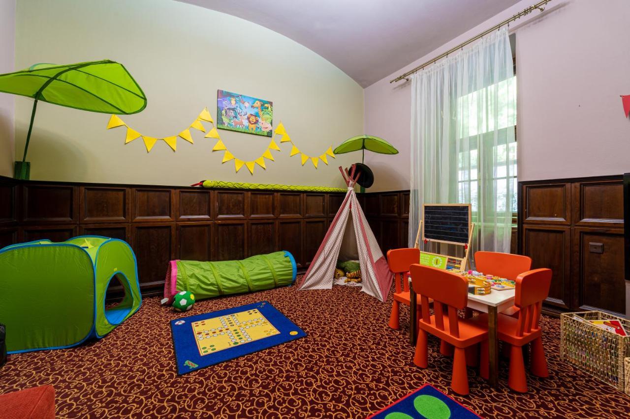 Hotel Bankov Кошице Екстериор снимка
