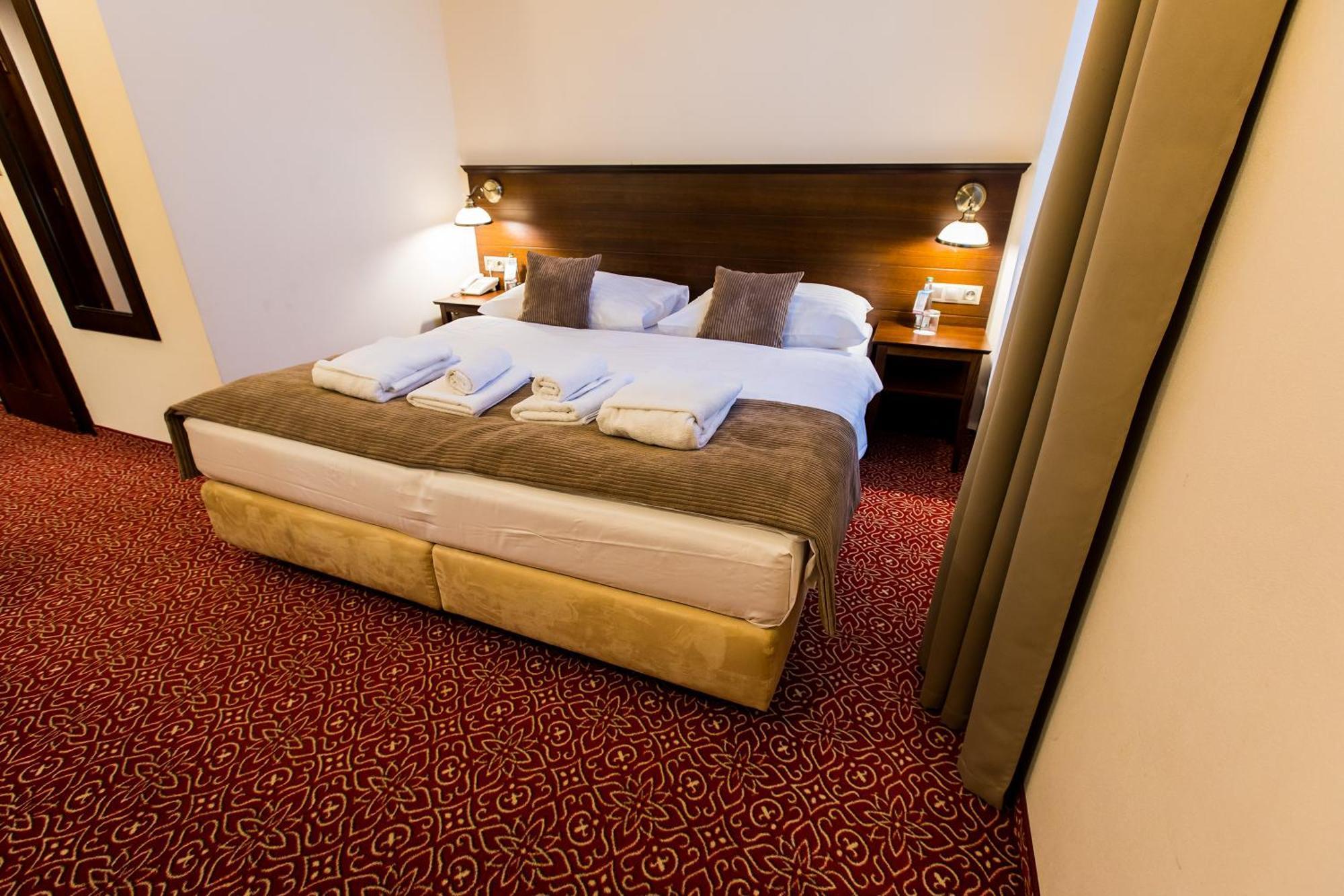Hotel Bankov Кошице Екстериор снимка