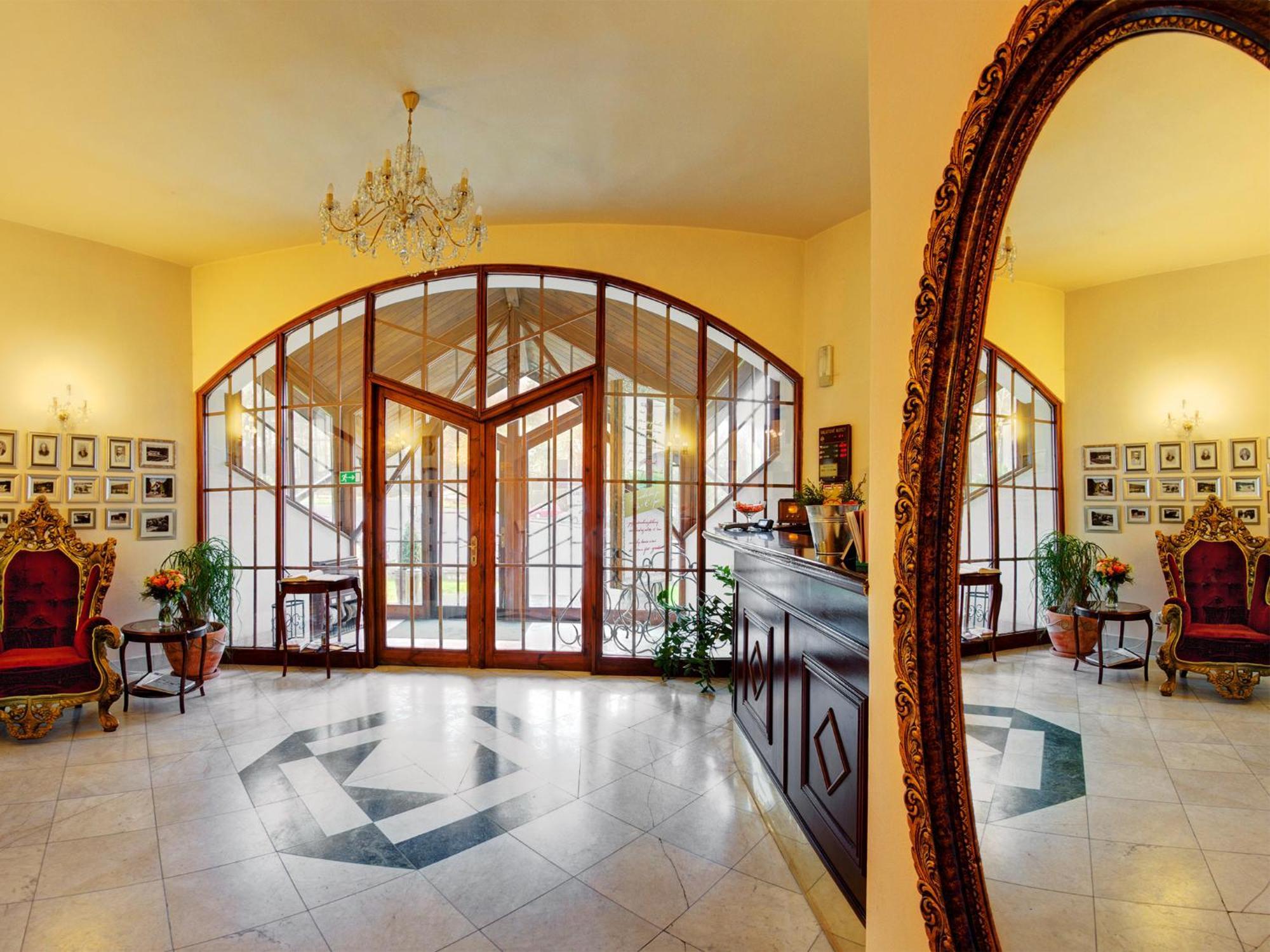 Hotel Bankov Кошице Екстериор снимка